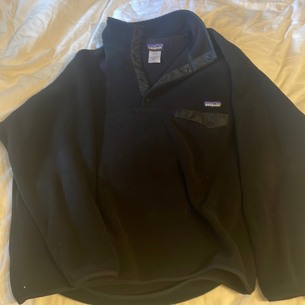 Black Patagonia Fleece